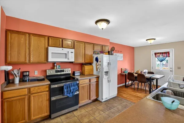 $399,900 | 1818 Fjord Pass, Mount Horeb, WI 53572