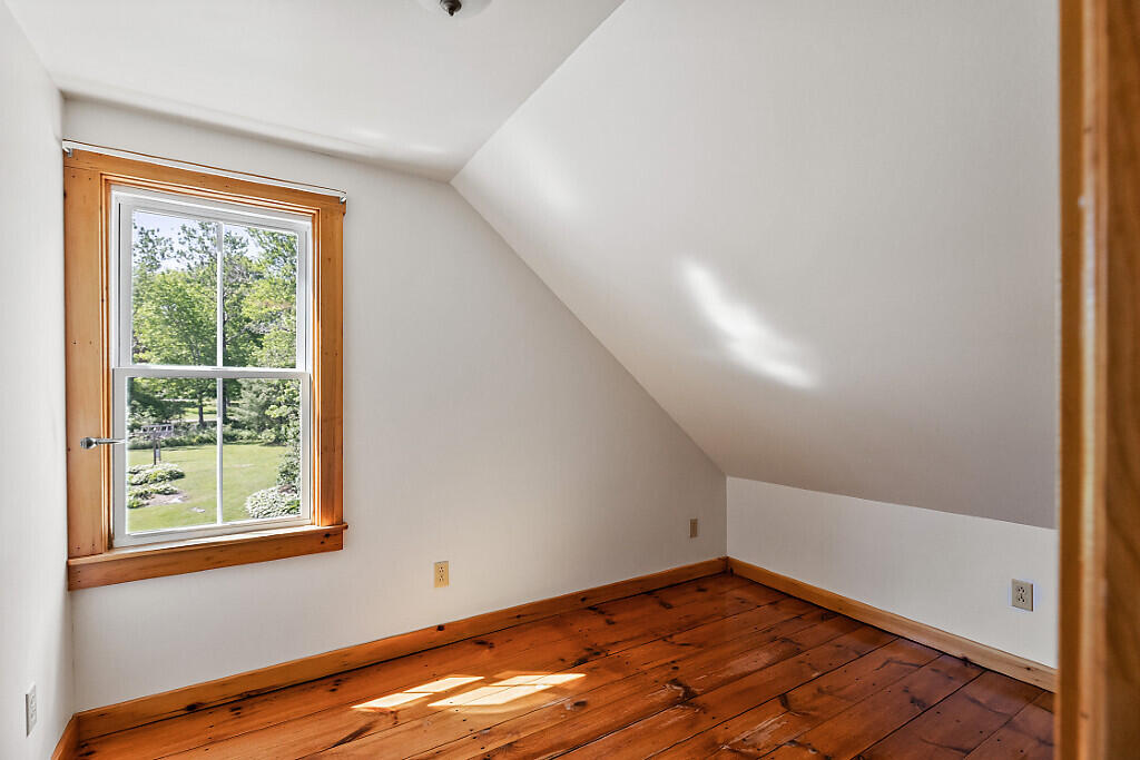 402 Waldoboro Road Friendship, ME 04547 - Photo 32 of 43 06_BP5A7767_DxO_mls