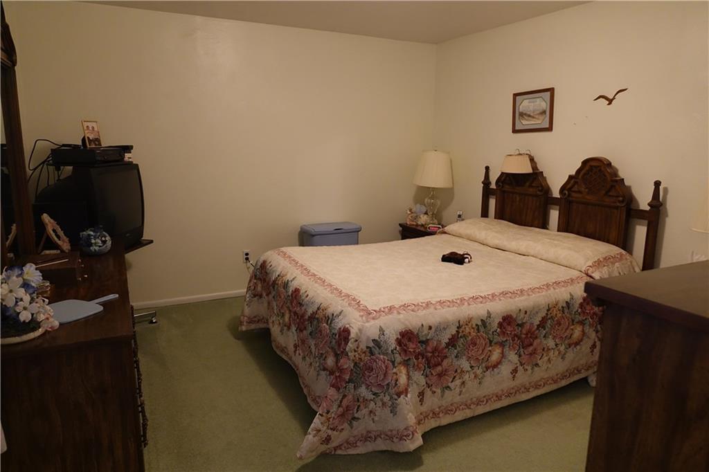 112 Ayleshire Road Butler, PA 16001 - Photo 13 of 23 Gallery Image 13