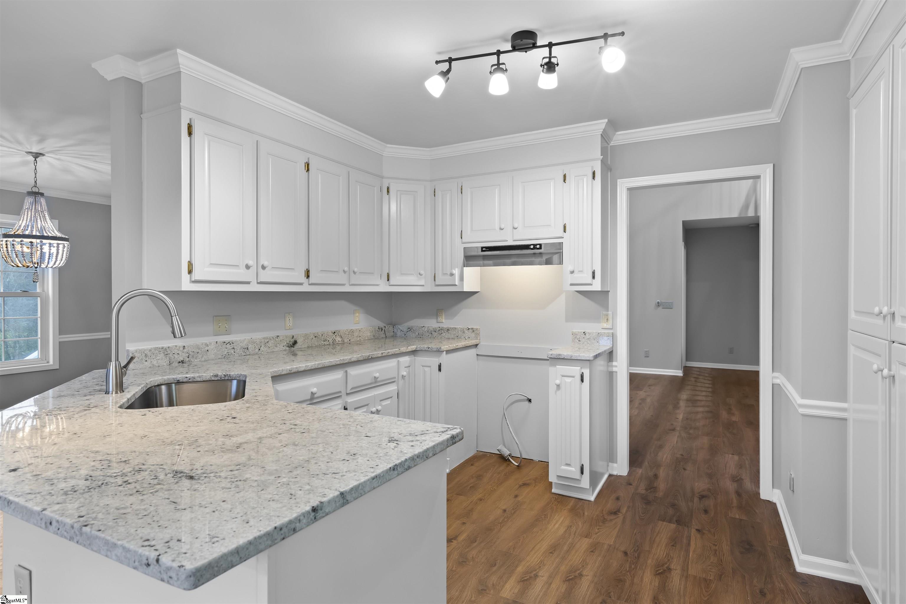 201 Spring Lake Loop Simpsonville, SC 29681 - Photo 13 of 31