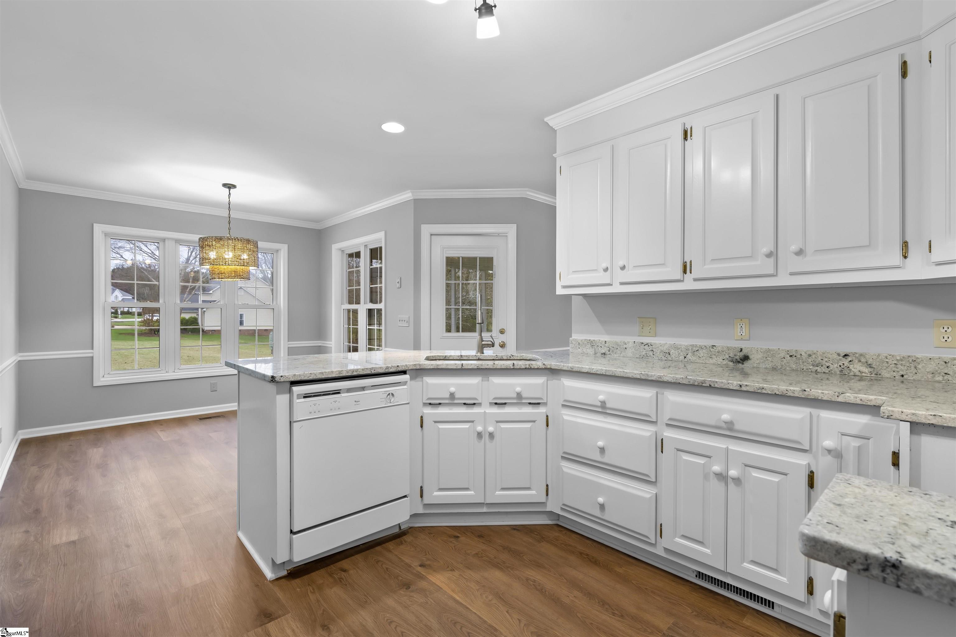 201 Spring Lake Loop Simpsonville, SC 29681 - Photo 14 of 31
