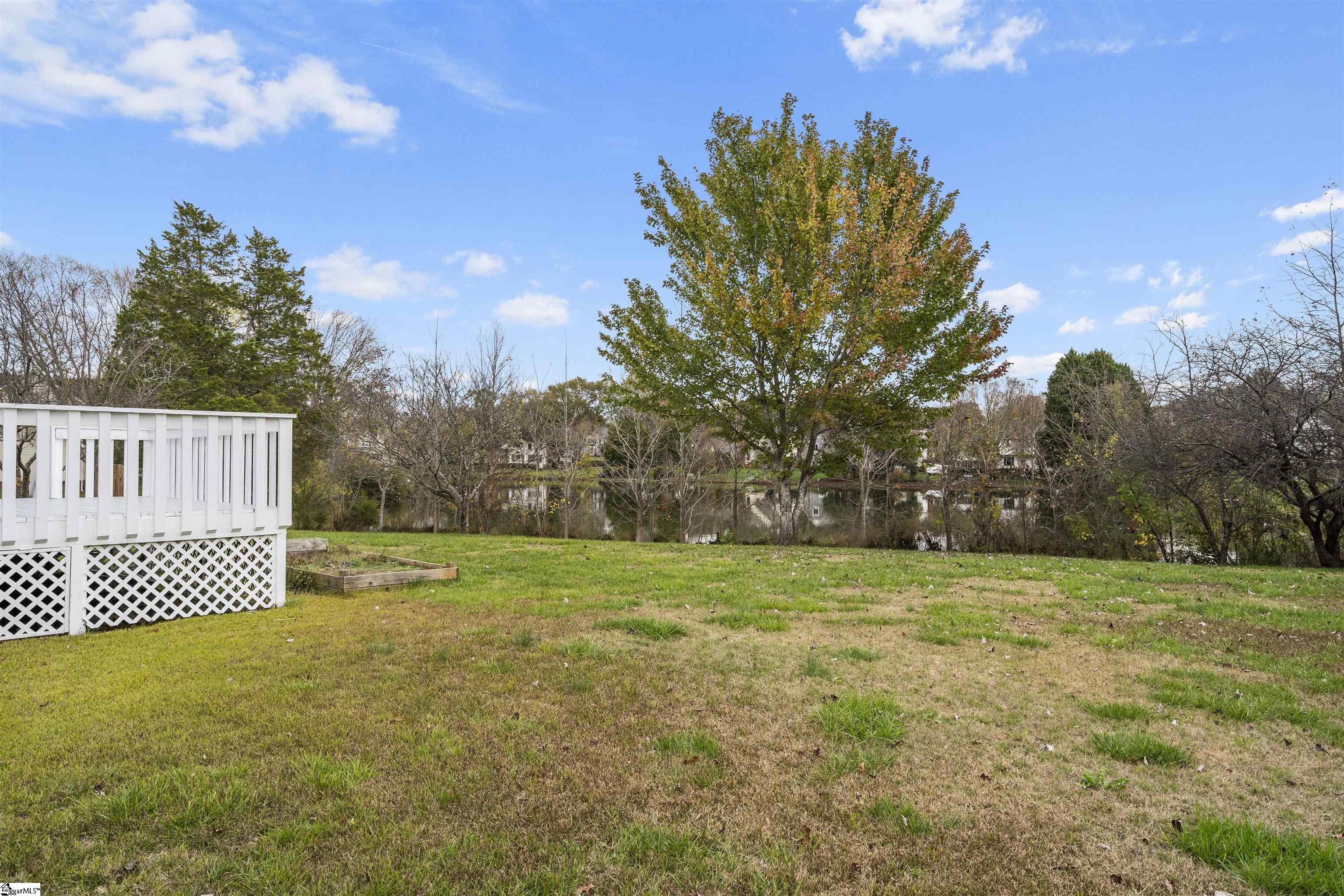 201 Spring Lake Loop Simpsonville, SC 29681 - Photo 4 of 31