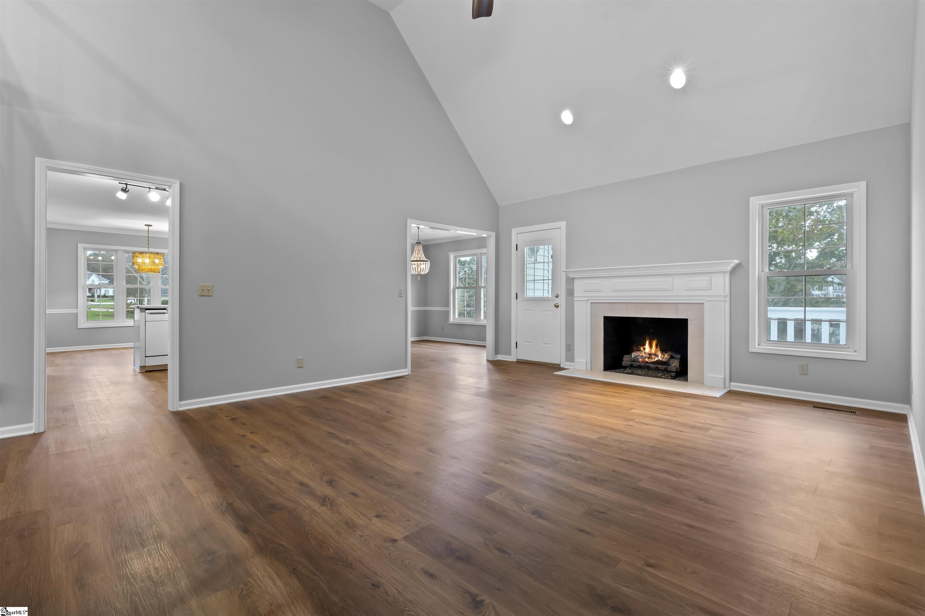 201 Spring Lake Loop Simpsonville, SC 29681 - Photo 10 of 31