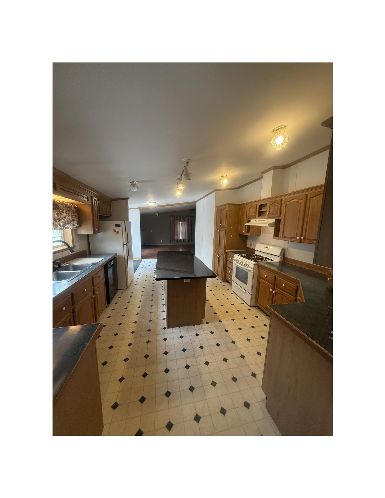 105 Brock Hill Road Grafton, NH 03240 - Photo 11 of 14