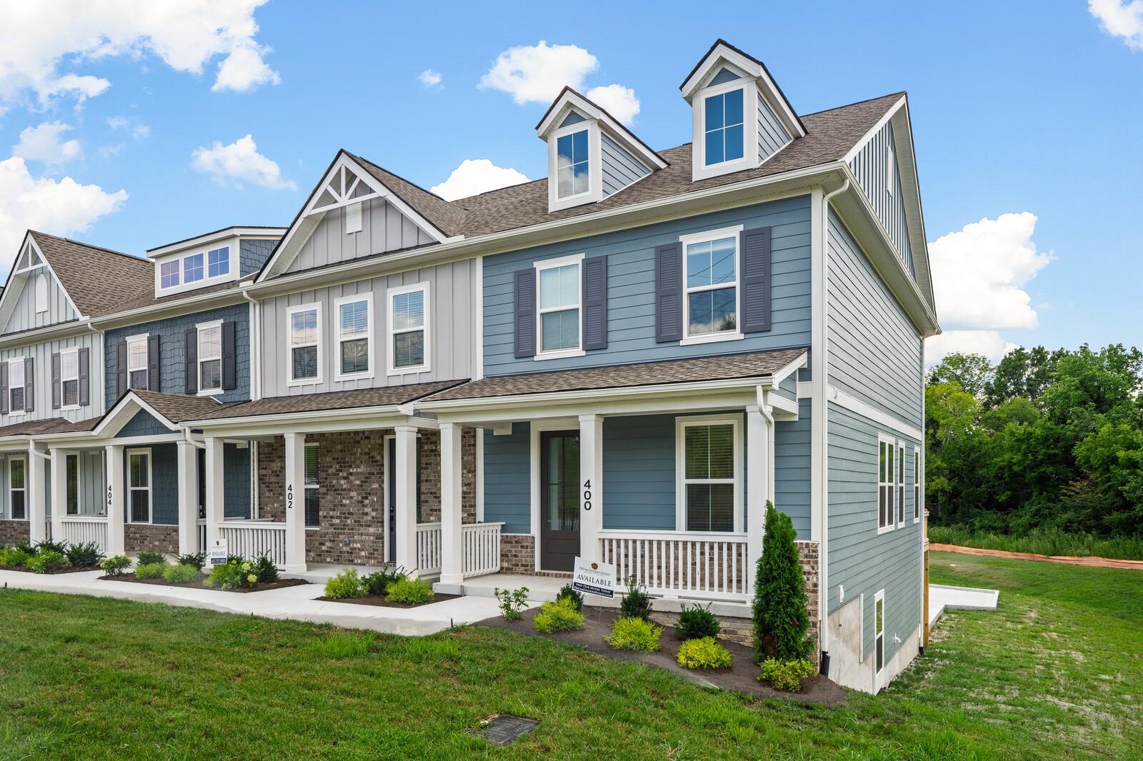 400 Blair Road Smyrna, TN 37086 - Photo 2 of 37 a front view of a house with garden
