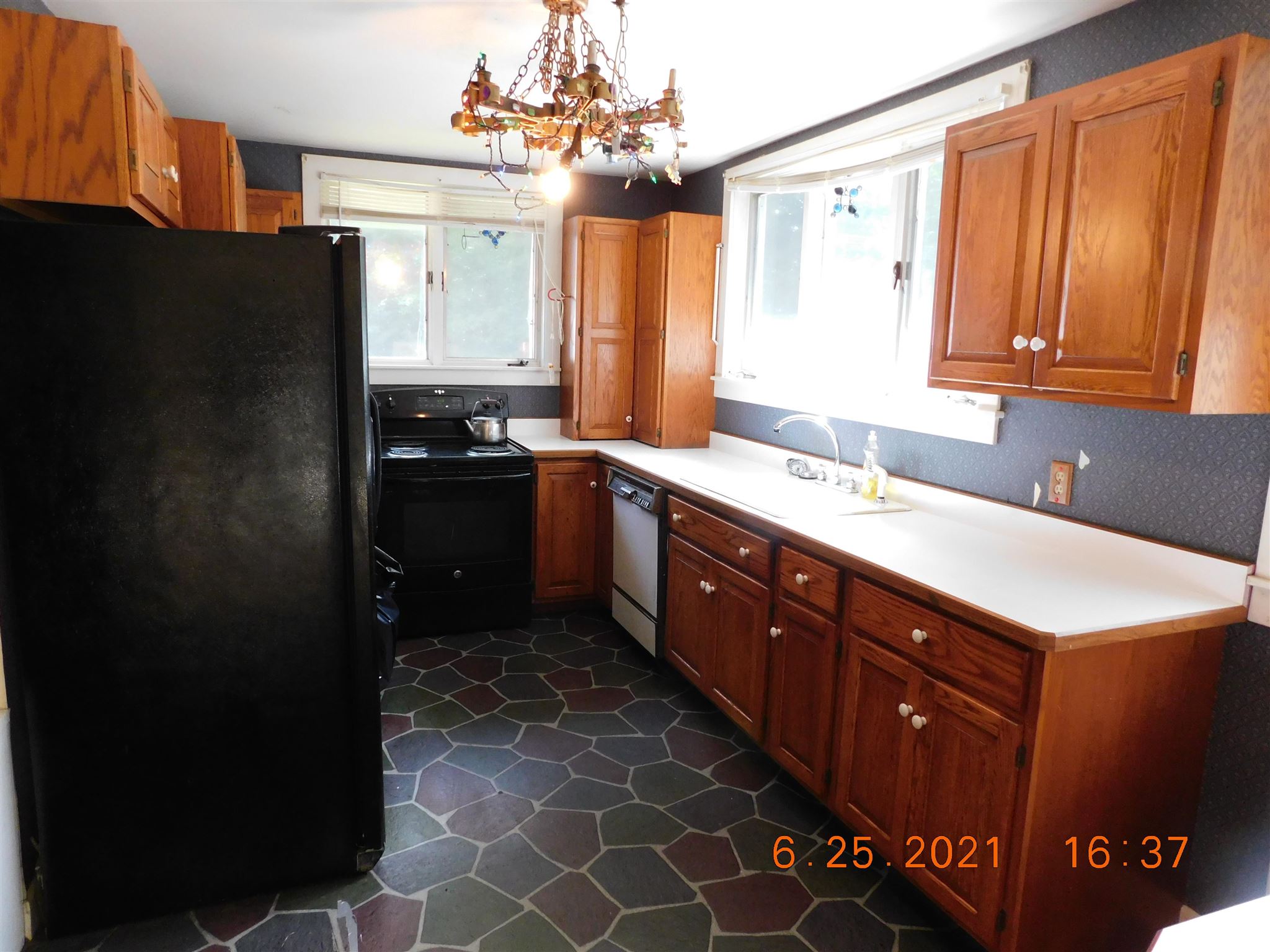 361 Summer Street Springfield, VT 05156 - Photo 16 of 21
