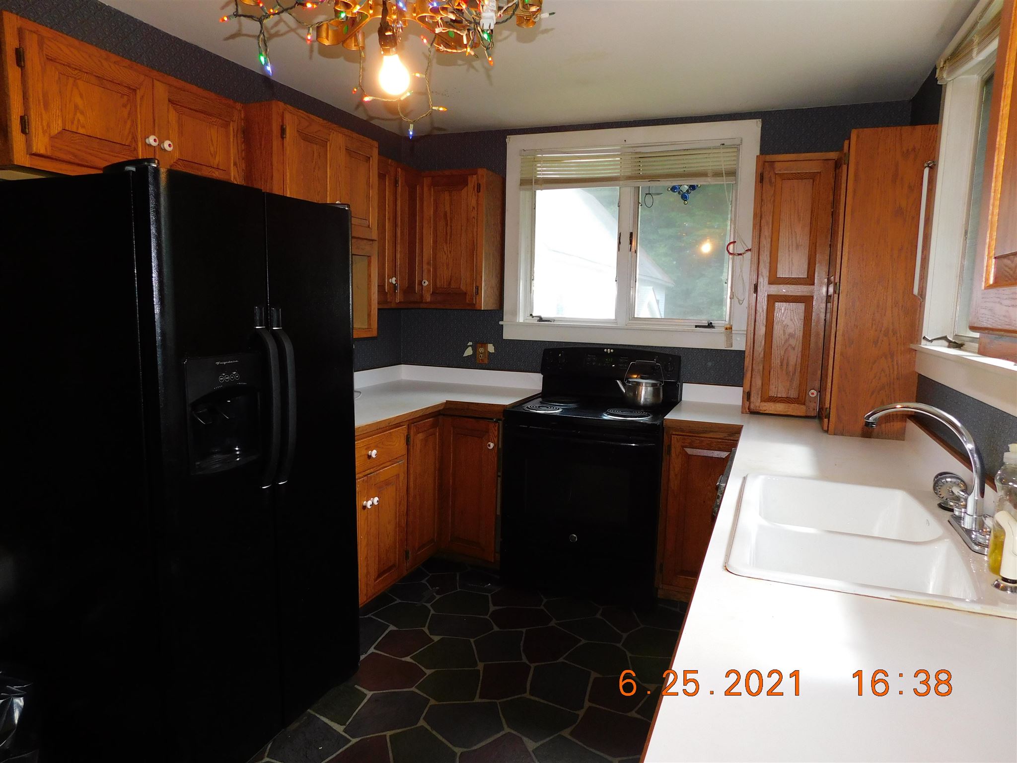 361 Summer Street Springfield, VT 05156 - Photo 17 of 21
