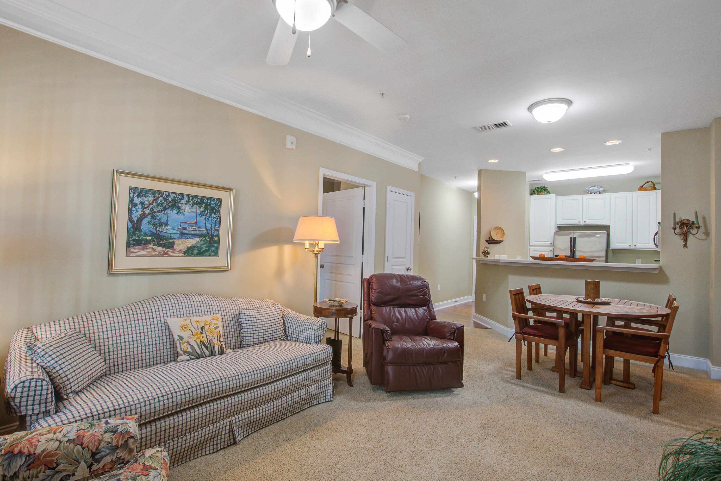 1413 Basildon Road Mount Pleasant, SC 29466 - Photo 7 of 37