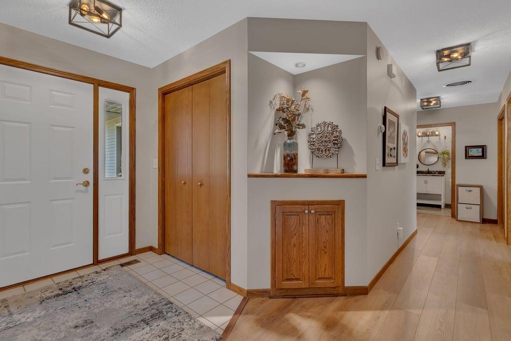 2607 9th Street Southwest Willmar, MN 56201 - Photo 10 of 26