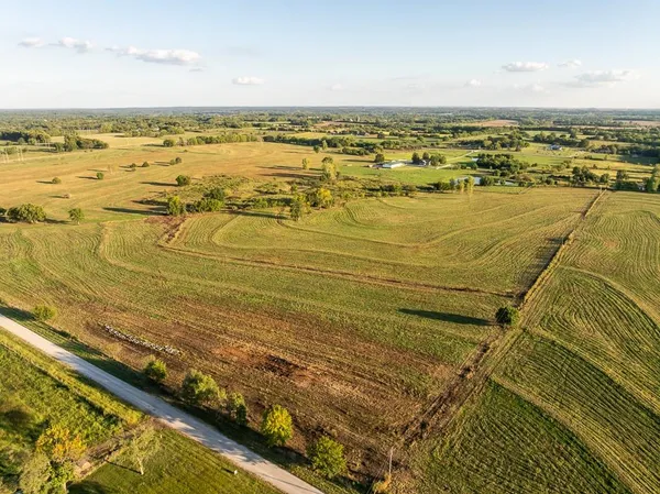 $225,000 | 2 East 343rd Street, Archie, MO 64725