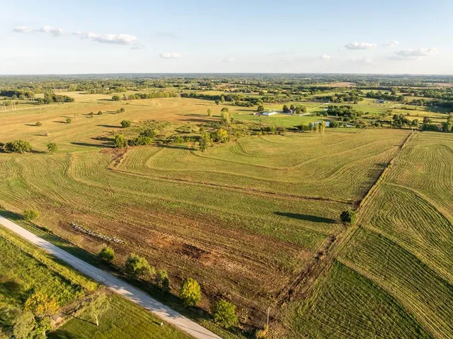 $237,500 | 2 East 343rd Street, Archie, MO 64725