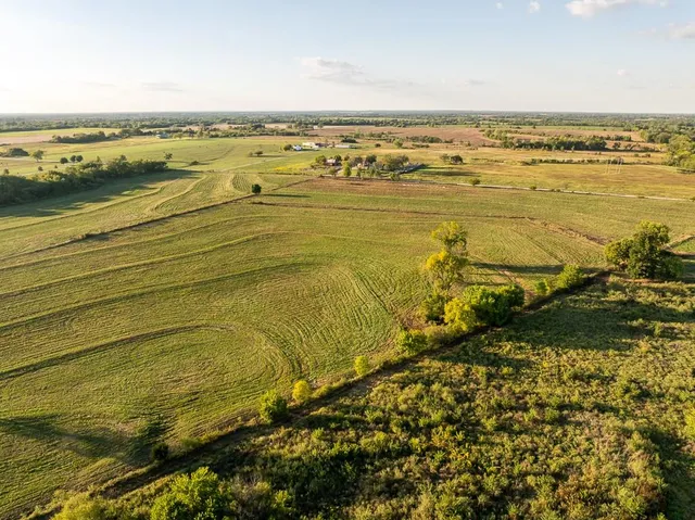 $237,500 | 2 East 343rd Street, Archie, MO 64725