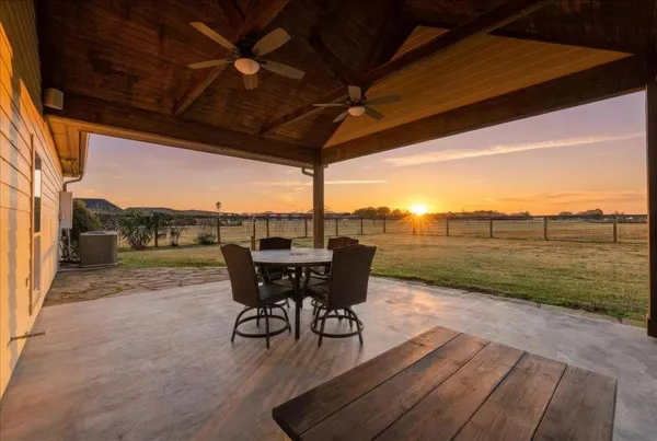 $599,900 | 11740 Ridgecrest, Beaumont, TX 77705