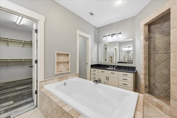 $599,900 | 11740 Ridgecrest, Beaumont, TX 77705