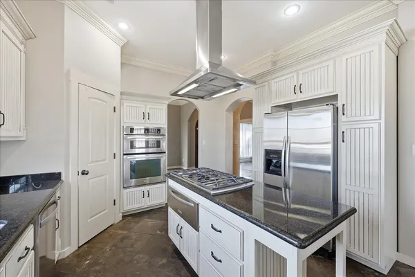 $599,900 | 11740 Ridgecrest, Beaumont, TX 77705