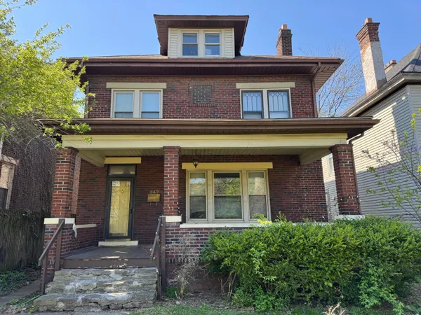 $400,000 | 347 East 12th Avenue, Columbus, OH 43201