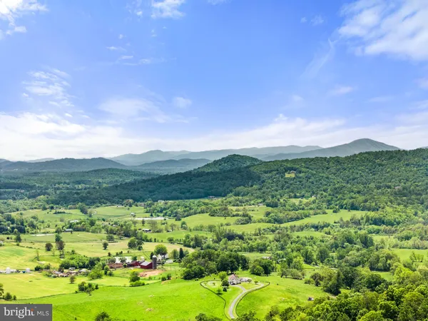 $2,795,000 | 4392 Carrington Road, Markham, VA 22643