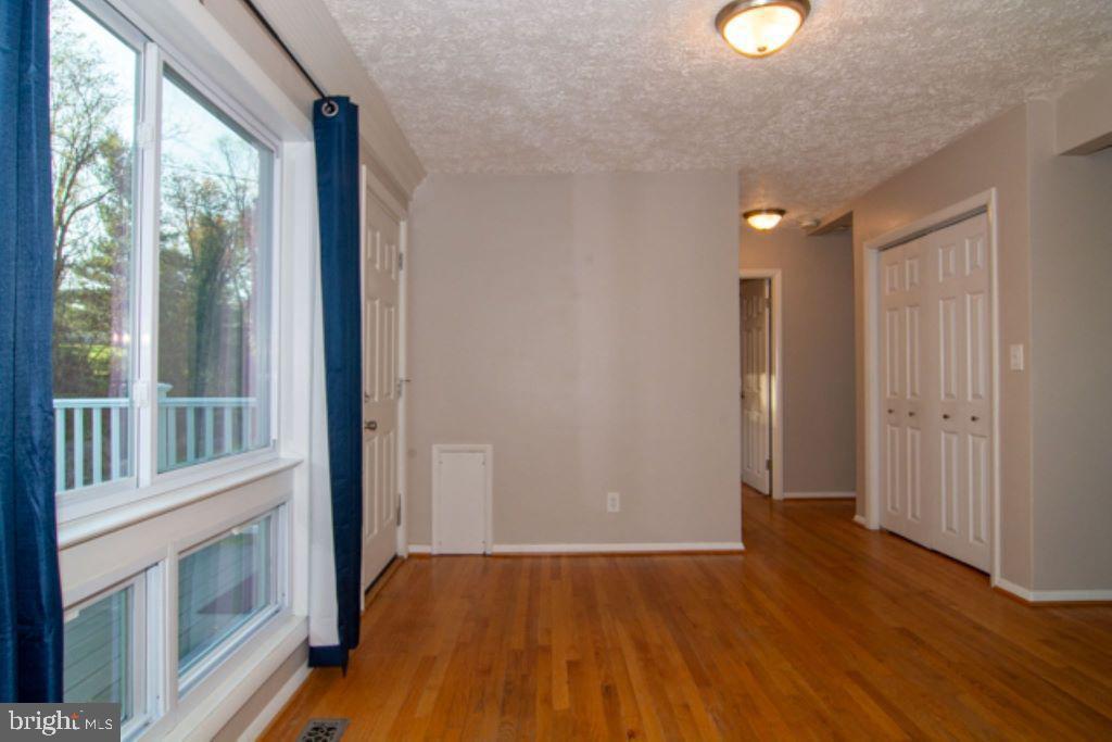 8820 Spring Road Parkville, MD 21234 - Photo 12 of 42 Gallery Image 12