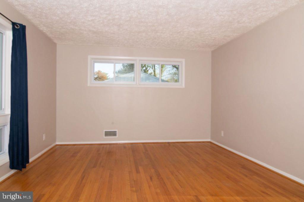 8820 Spring Road Parkville, MD 21234 - Photo 7 of 42 Gallery Image 7