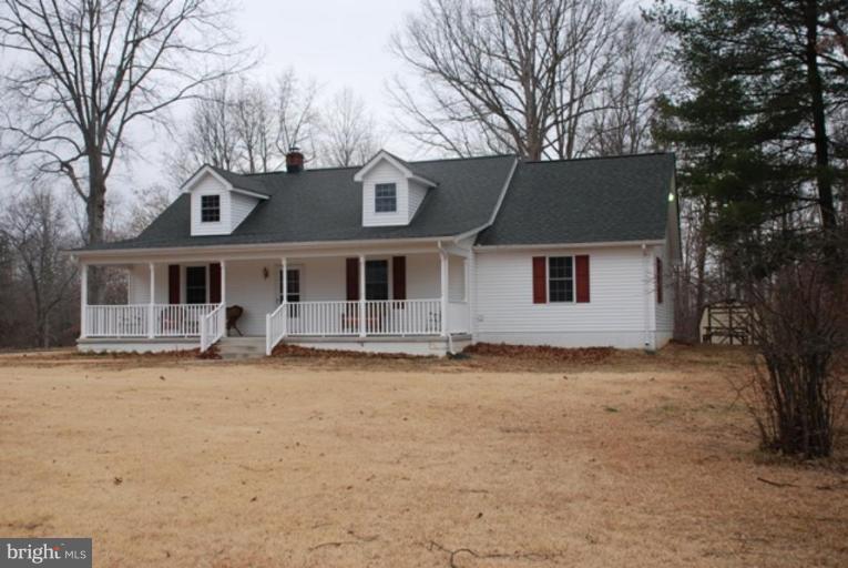 17341 Waterloo Road Amissville, VA 20106 - Photo 1 of 29 Exterior (Main)