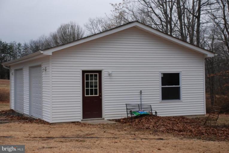 17341 Waterloo Road Amissville, VA 20106 - Photo 25 of 29 2-car detached garage