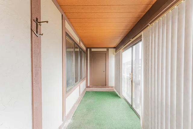 $279,000 | 9724 West Creek Road, Unit B2, Palos Park, IL 60464