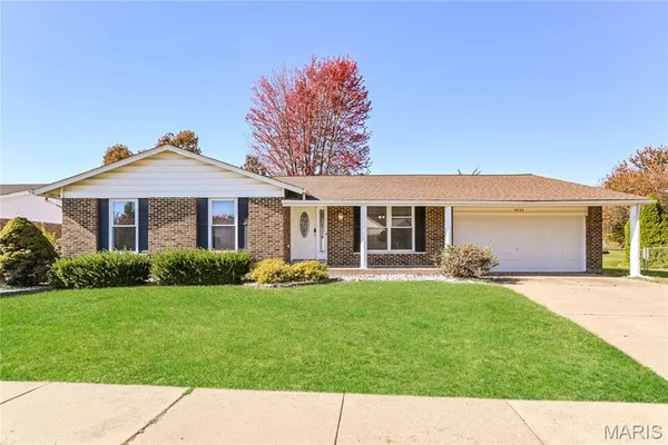 $2,815 | 4031 Les Cherbourg Lane, Florissant, MO 63034