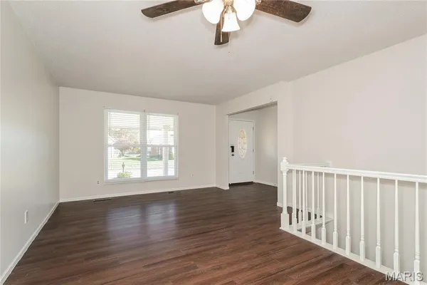 $2,815 | 4031 Les Cherbourg Lane, Florissant, MO 63034