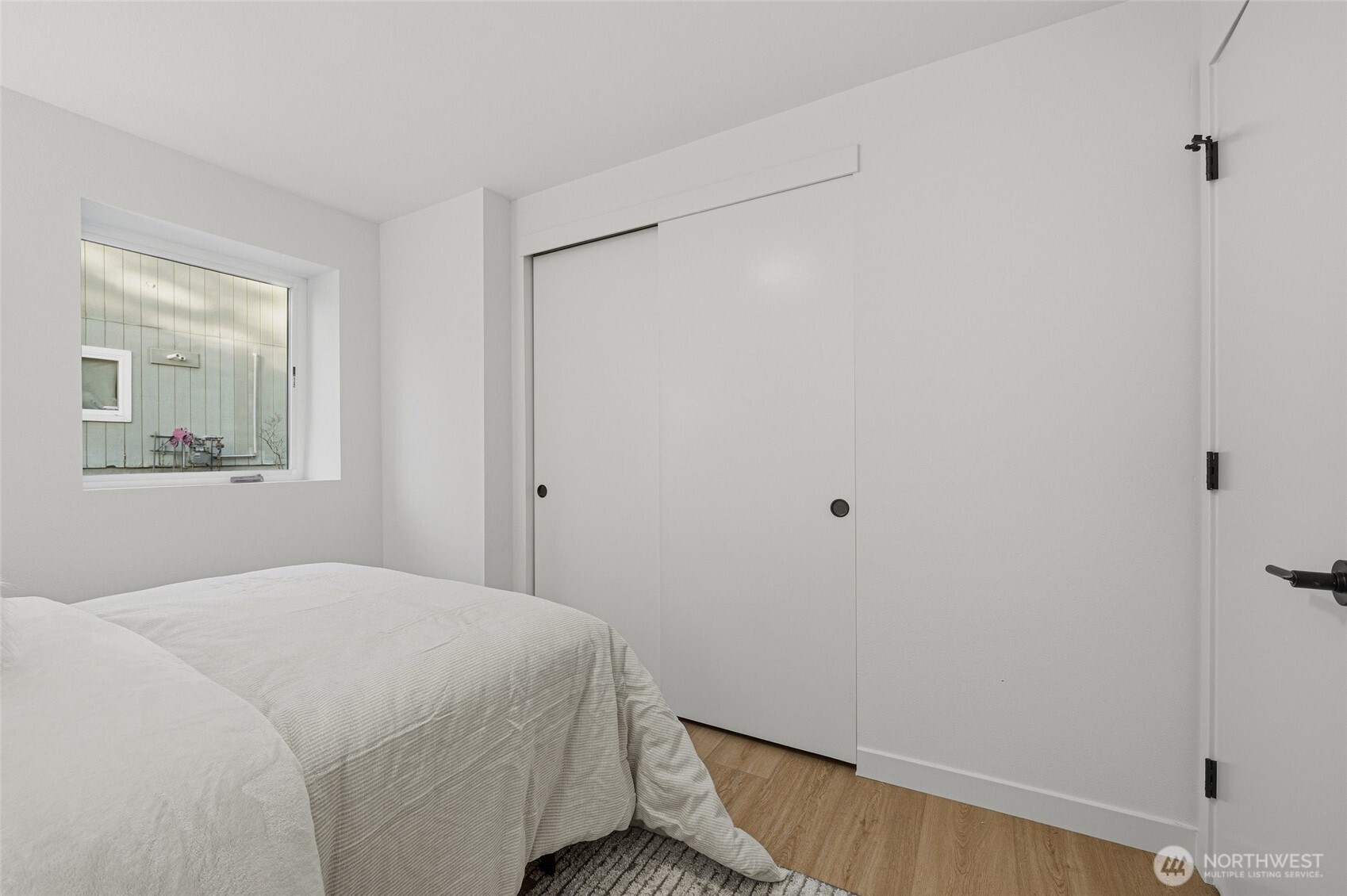 3708 Schmitz Avenue Southwest Seattle, WA 98116 - Photo 32 of 40