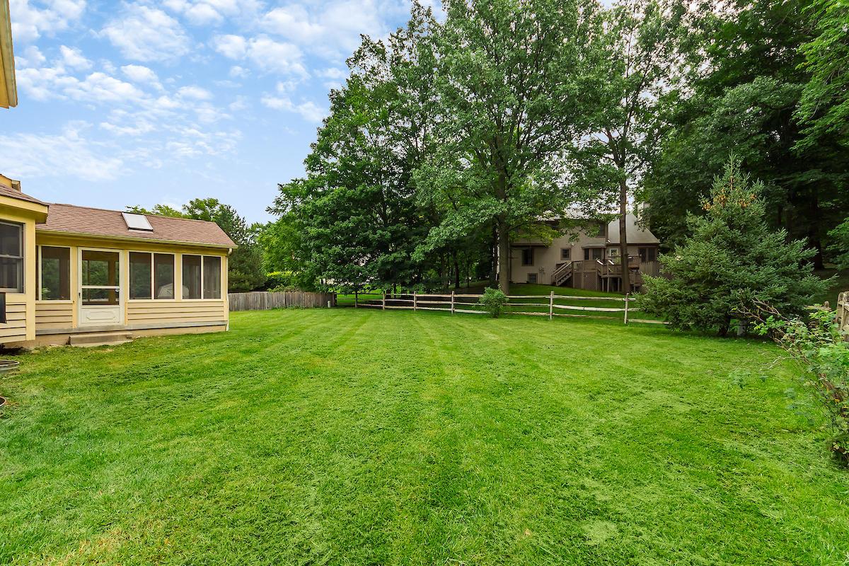 862 Riva Ridge Boulevard Columbus, OH 43230 - Photo 38 of 42 Gallery Image 38