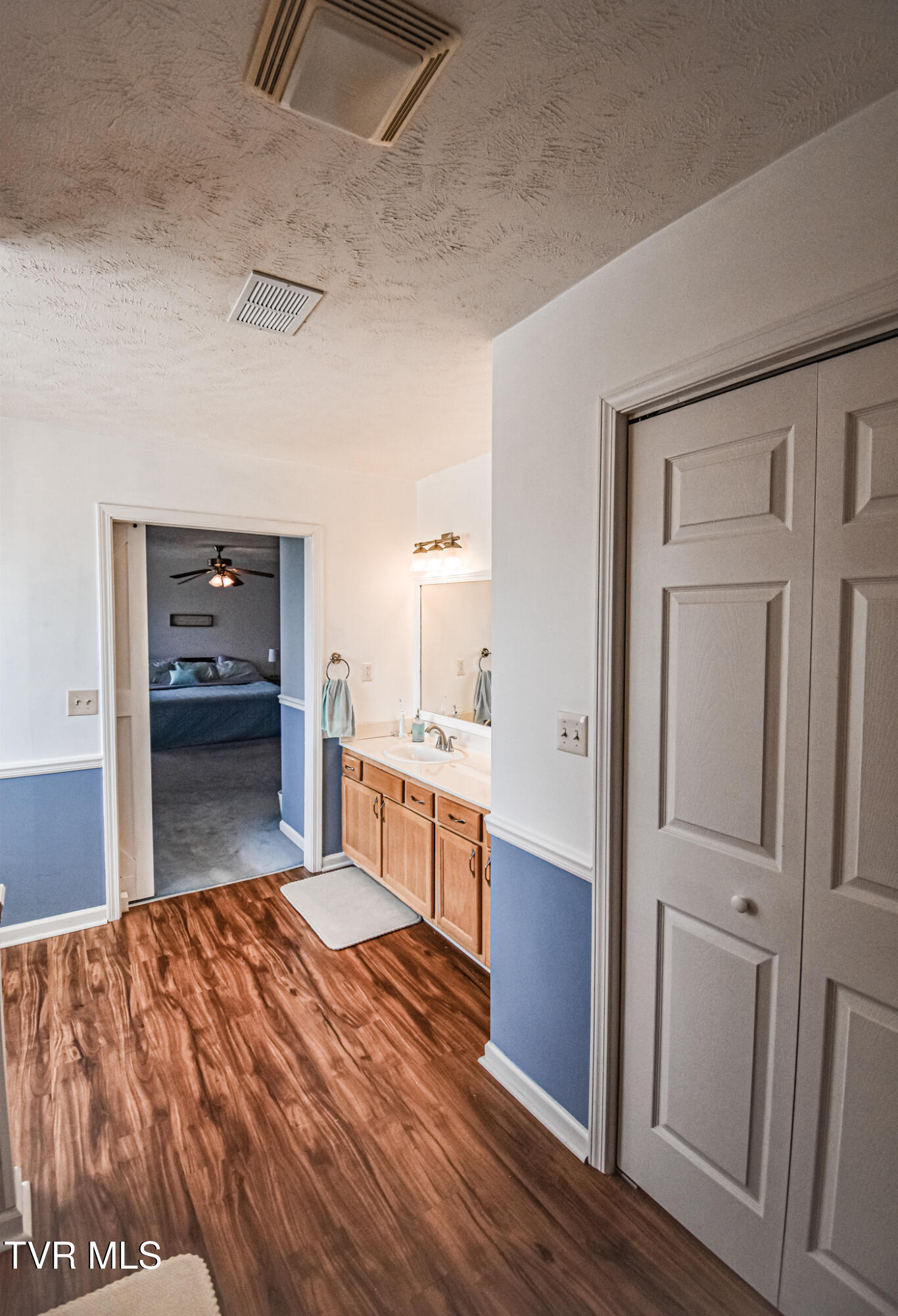 110 Paul Saylor Road Jonesborough, TN 37659 - Photo 39 of 84 Primary bath