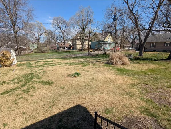 $225,000 | 206 Hiawatha Avenue, Hiawatha, KS 66434