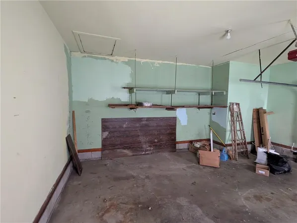 $225,000 | 206 Hiawatha Avenue, Hiawatha, KS 66434