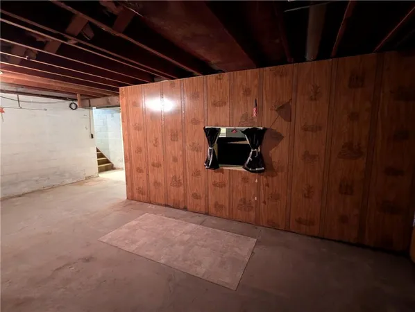 $225,000 | 206 Hiawatha Avenue, Hiawatha, KS 66434