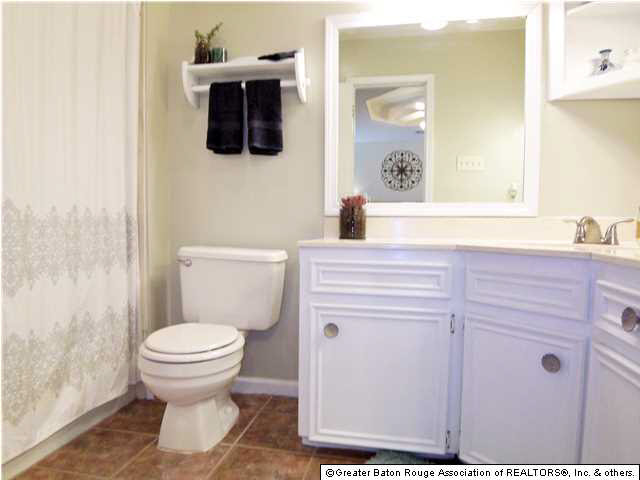 1653 Michel Delving Road Baton Rouge, LA 70810 - Photo 11 of 16