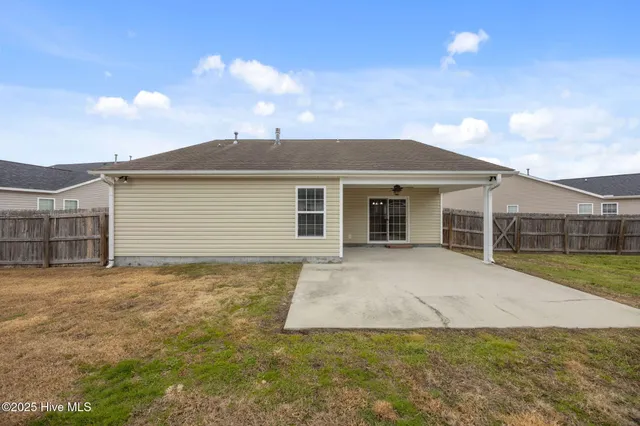 $320,000 | 103 Kenmore Court, New Bern, NC 28560