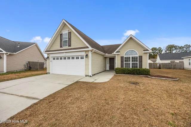 $320,000 | 103 Kenmore Court, New Bern, NC 28560