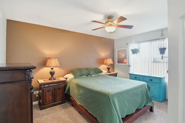 $455,000 | 818 Vertin Boulevard, Shorewood, IL 60404