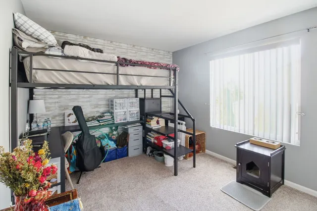 $455,000 | 818 Vertin Boulevard, Shorewood, IL 60404