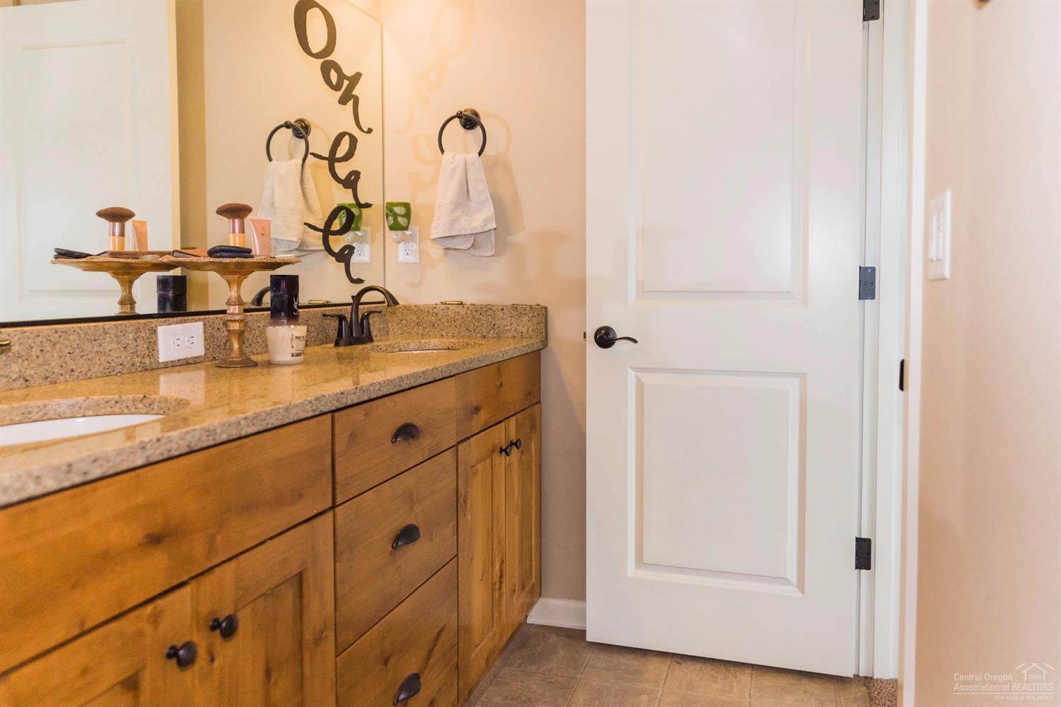 20240 Badger Road Bend, OR 97702 - Photo 25 of 25 Additional Photo
