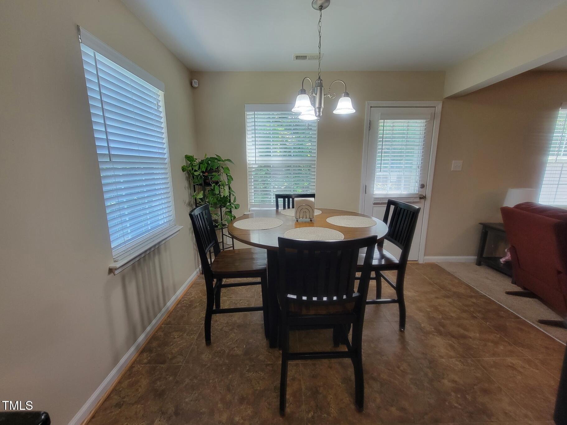 5126 Thornton Knoll Way Raleigh, NC 27616 - Photo 10 of 23 Kitchen Nook