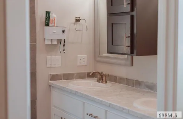 $599,000 | 765 North 600 East, Firth, ID 83236