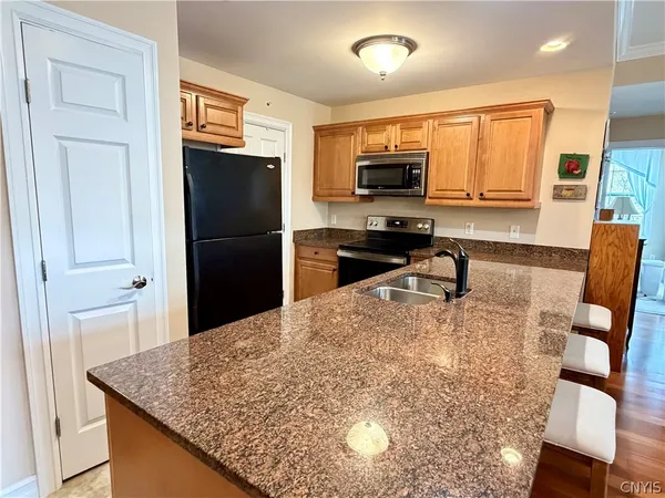 $250,000 | 28 Maple Street, Unit 103, Marcellus, NY 13108