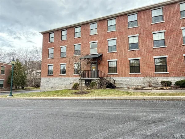 $250,000 | 28 Maple Street, Unit 103, Marcellus, NY 13108