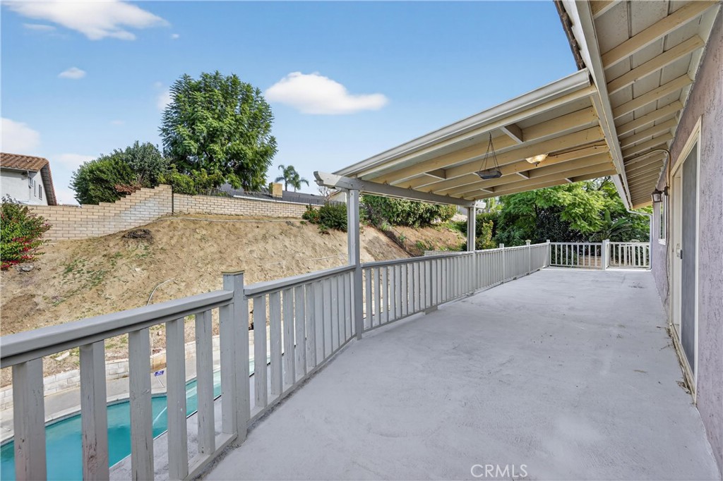 6836 Rycroft Drive Riverside, CA 92506 - Photo 19 of 37 Large deck in great condition