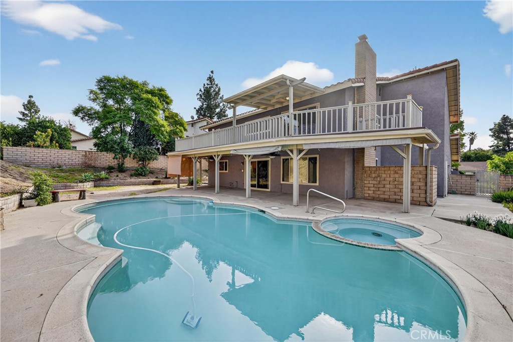 6836 Rycroft Drive Riverside, CA 92506 - Photo 26 of 37 Pool parties during the summertime!