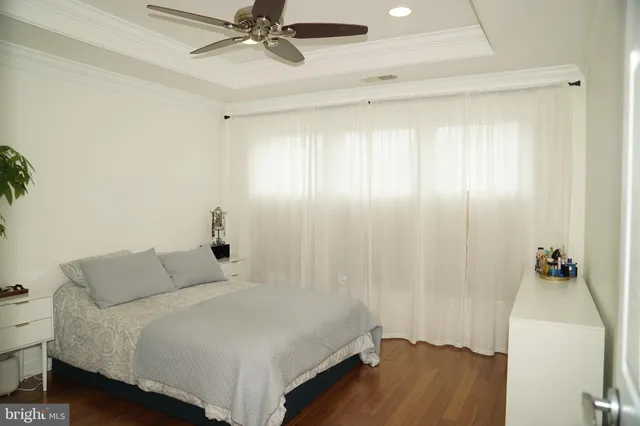 $715,000 | 43610 McKay Terrace, Chantilly, VA 20152