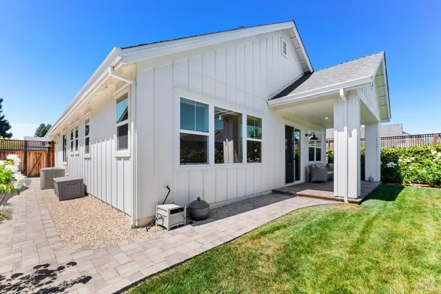 $1,219,000 | 62 Winedale Lane, Napa, CA 94558