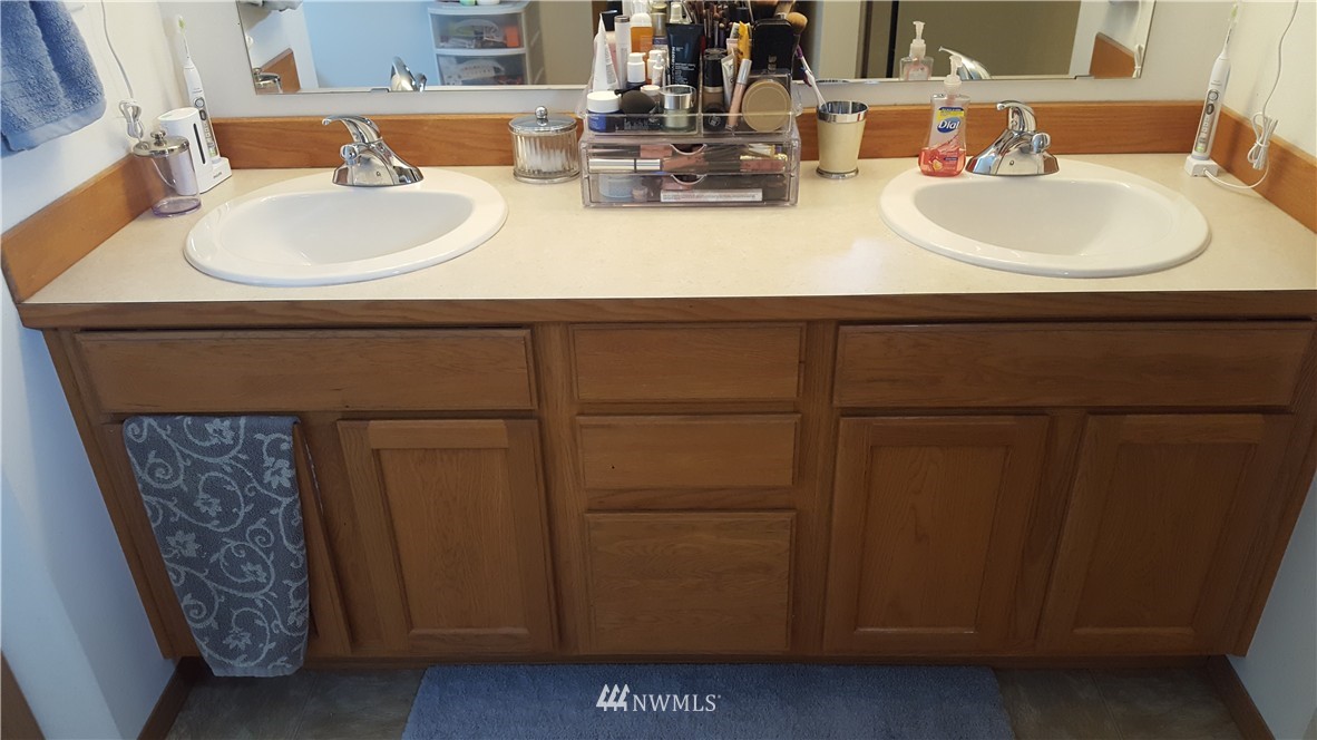 650 Northeast Newkirk Road Belfair, WA 98528 - Photo 19 of 25 Gallery Image 19
