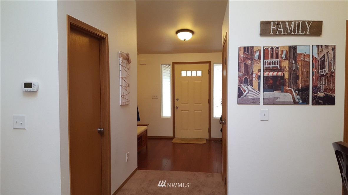 650 Northeast Newkirk Road Belfair, WA 98528 - Photo 7 of 25 Gallery Image 7